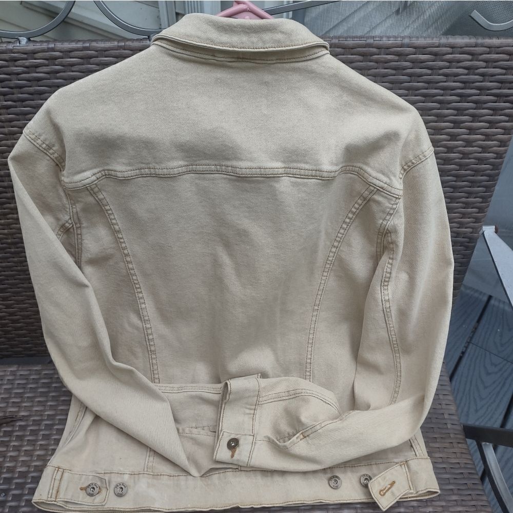 Jos A Bank Tailored Fit Men's Tan Jean Jacket - Picture 2 of 5
